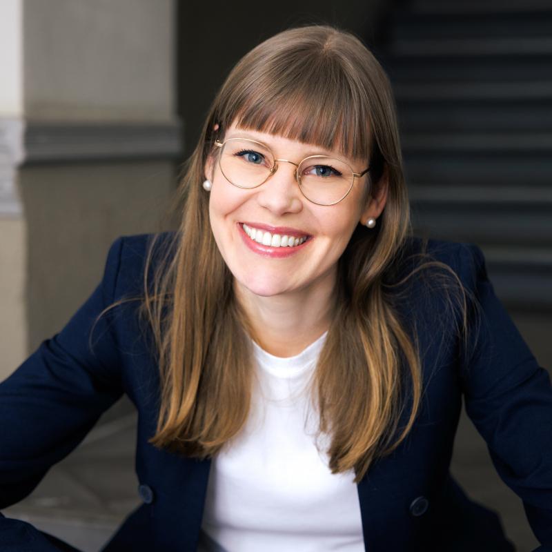 Prof. Dr. Eva Asselmann Photo credit: Silke Weinsheimer